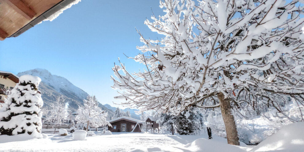 Ausblick Panormahallenbad. Winterurlaub im Hotel Angerwirt Kleinarl
